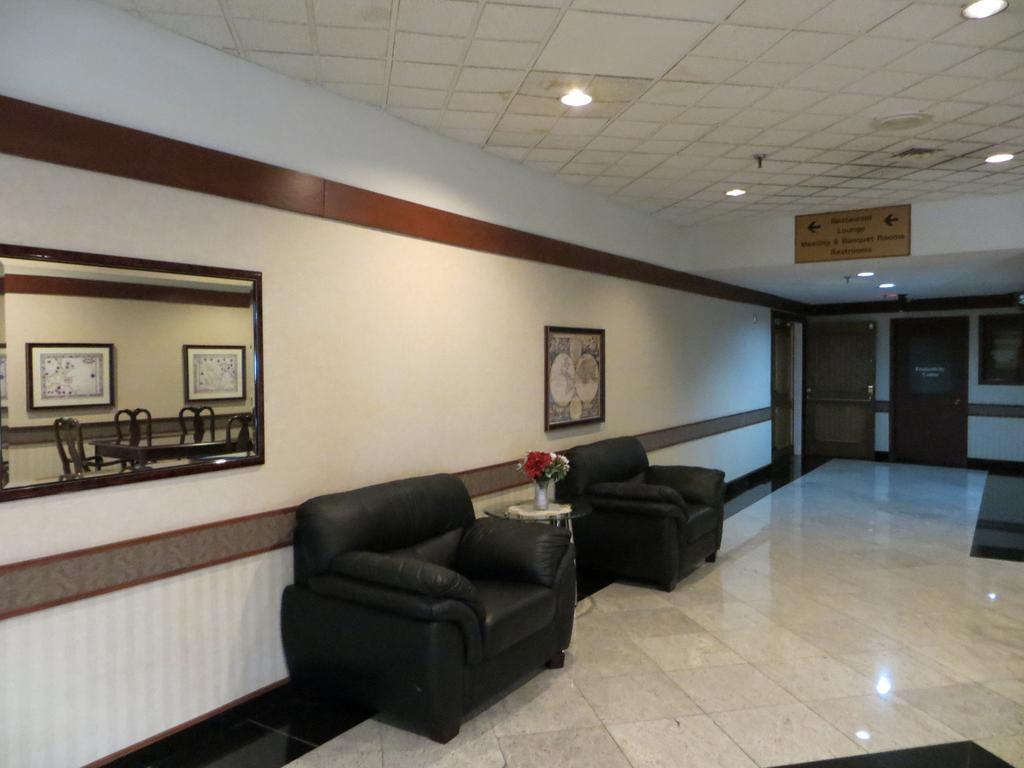 Elk Grove Hotel Elk Grove Village Esterno foto